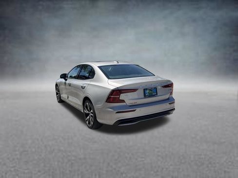 Used 2024 Volvo S60 B5 Plus AWD/4WD image 6