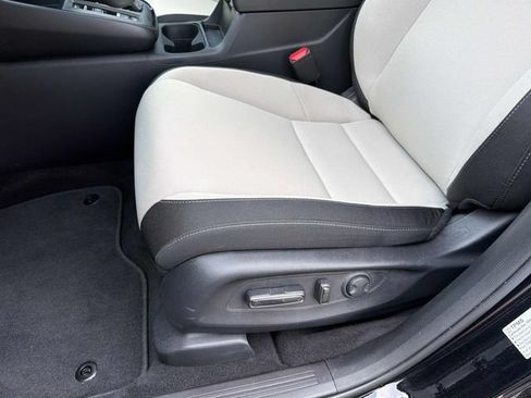 Certified 2025 Honda CR-V EX image 23