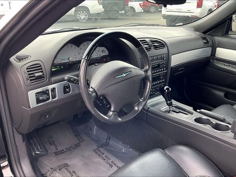 Used 2002 Ford Thunderbird Base image 18