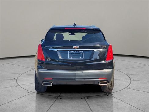 Used 2018 Cadillac XT5 Luxury image 11