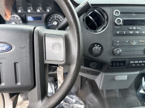 Used 2014 Ford F350 XL w/ Power Equipment Group AWD/4WD image 20
