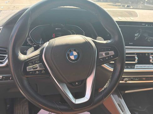 Used 2022 BMW X5 xDrive45e w/ Executive Package AWD/4WD image 15