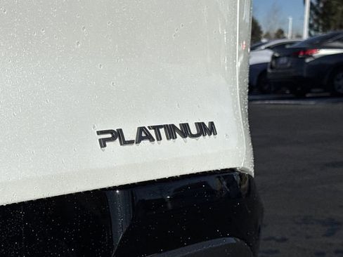 Used 2025 Nissan Murano Platinum image 20