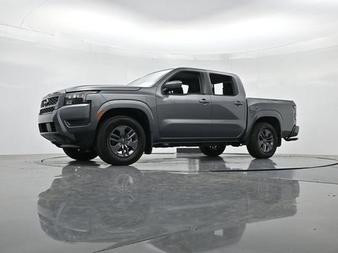 Used 2026 Nissan Frontier SV RWD image 35