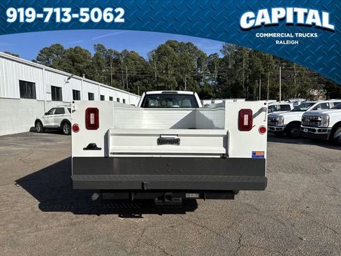 New 2023 Ford F550 2WD Regular Cab Super Duty image 7