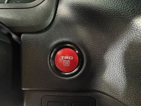 Used 2025 Toyota Tundra Platinum image 18