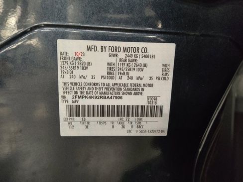 Used 2024 Ford Edge Titanium image 33