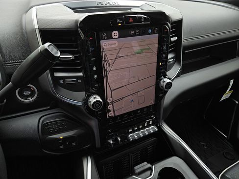New 2026 RAM 3500 Laramie AWD/4WD image 16