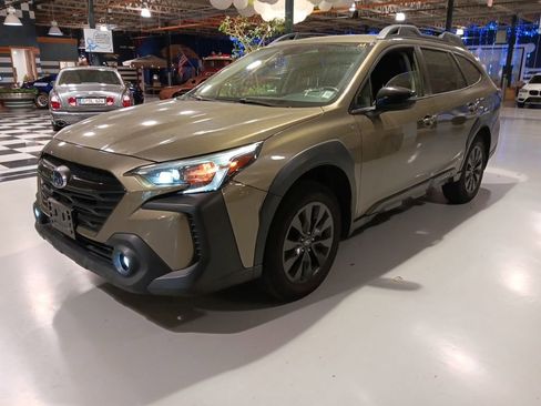 Used 2023 Subaru Outback Onyx Edition AWD/4WD image 1