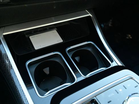 Used 2023 BMW 760i xDrive w/ Executive Package image 29