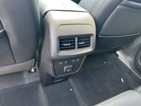 Certified 2024 GMC Terrain Denali w/ Black Diamond Edition AWD/4WD image 31