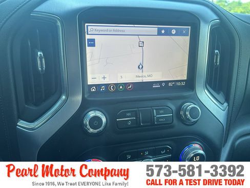Certified 2019 GMC Sierra 1500 SLT w/ SLT Premium Package AWD/4WD image 17