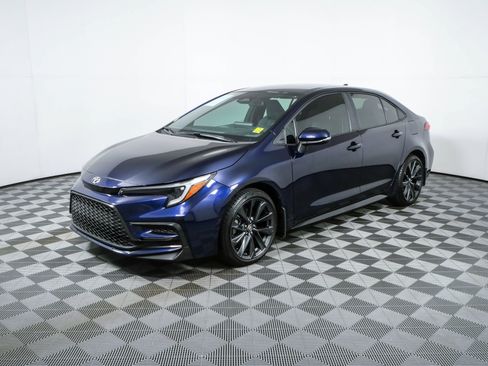 Used 2025 Toyota Corolla SE FWD image 24