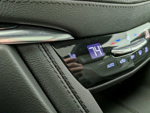 Certified 2023 Cadillac XT5 Premium Luxury w/ LPO, Floor Liner Package FWD image 9