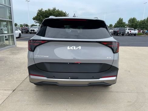 New 2027 Kia Sportage EX AWD/4WD image 6