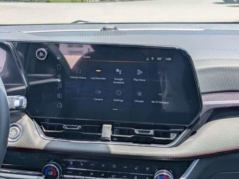 New 2026 Chevrolet Equinox RS w/ Convenience Package III FWD image 21