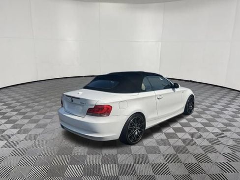 Used 2013 BMW 128i Convertible RWD image 5