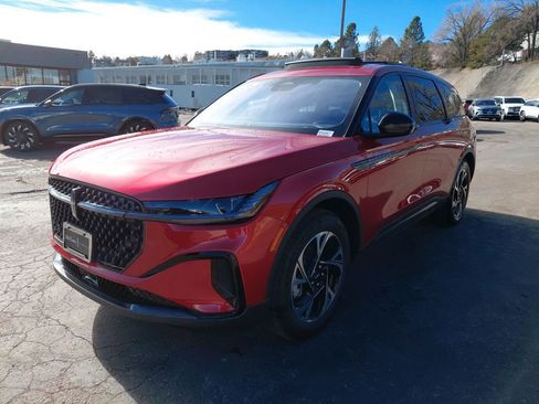 New 2026 Lincoln Nautilus Premier w/ Equipment Group 102A image 25