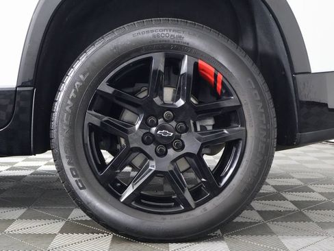 Used 2023 Chevrolet Traverse Premier w/ Redline Edition AWD/4WD image 17