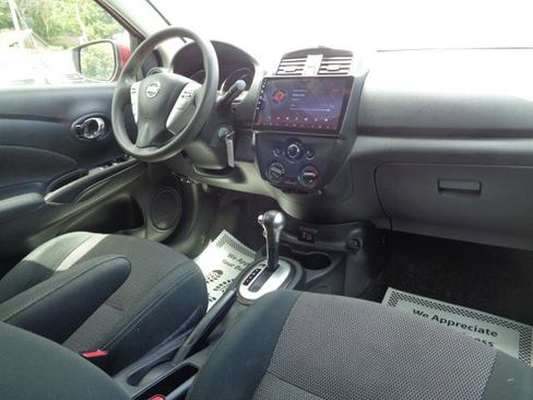 Used 2018 Nissan Versa SV FWD image 16