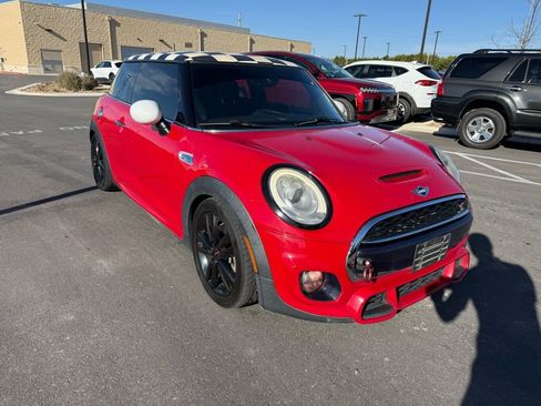 Used 2016 MINI Cooper S image 3