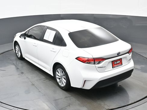 Used 2023 Toyota Corolla LE image 37