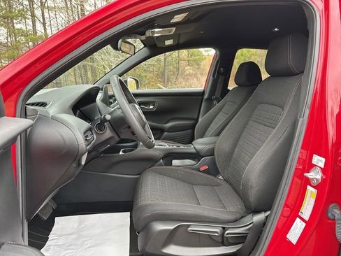 Used 2024 Honda HR-V Sport image 13