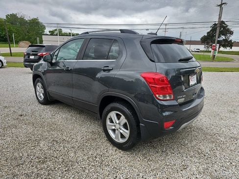 Used 2017 Chevrolet Trax LT w/ LPO, Protection Package AWD/4WD image 5