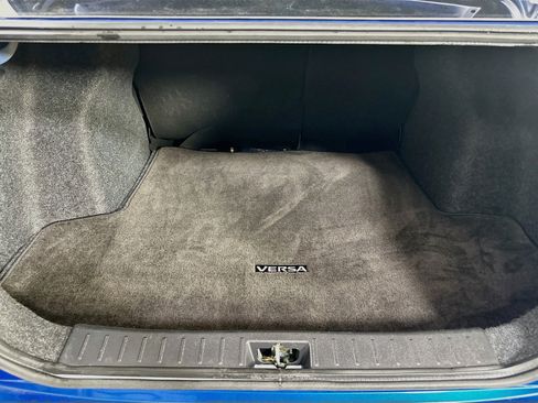 Used 2024 Nissan Versa SR FWD image 25