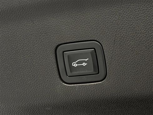 Certified 2023 Chevrolet Tahoe High Country image 31