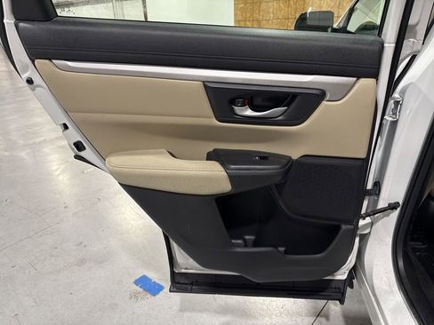 Used 2021 Honda CR-V LX image 29