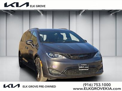 Used 2019 Chrysler Pacifica Limited w/ S Appearance Package