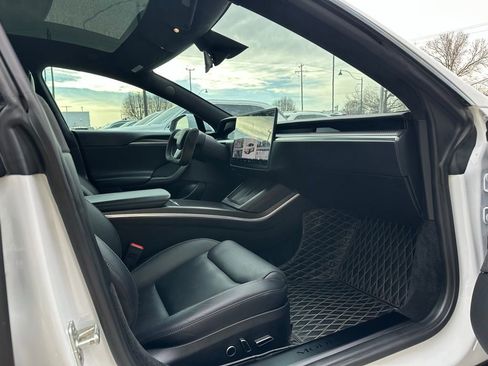 Used 2021 Tesla Model S Plaid image 33