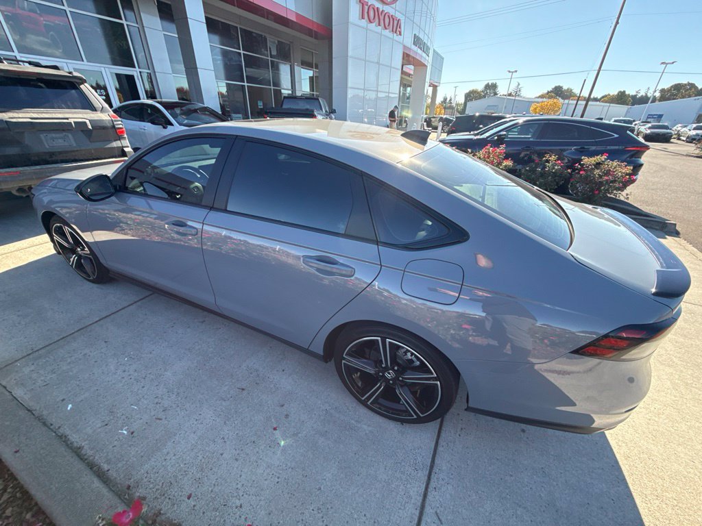 Used 2026 Honda Accord Sport image 8