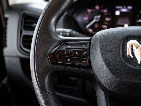 Used 2023 RAM ProMaster 2500 image 12