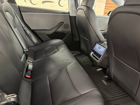 Used 2025 Tesla Model 3 Long Range RWD image 22