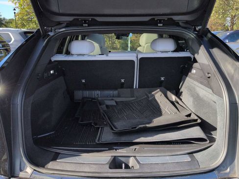 Used 2024 Cadillac Lyriq Luxury w/ LPO, Floor Liner Package image 37