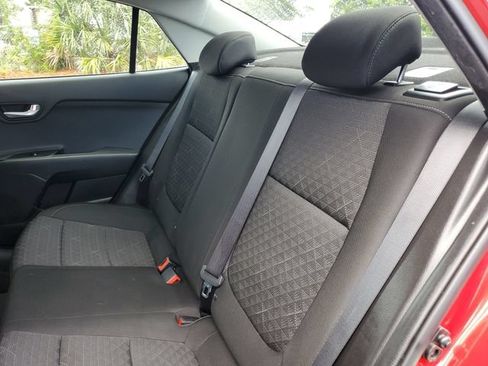 Used 2022 Kia Rio S w/ Technology Package FWD image 8
