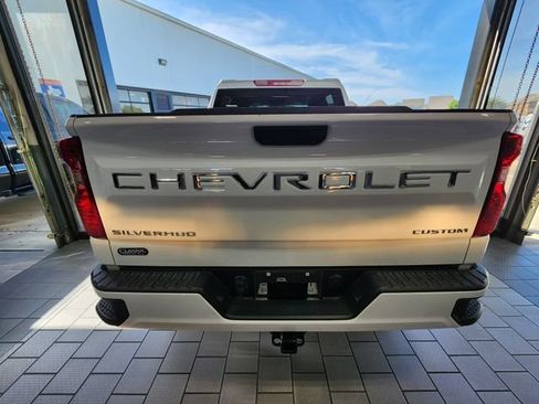 Used 2025 Chevrolet Silverado 1500 Custom RWD image 5