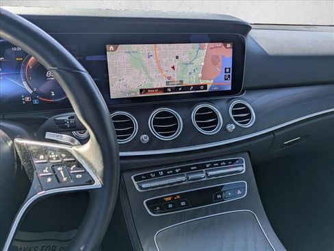 Used 2023 Mercedes-Benz E 350 4MATIC Sedan image 11