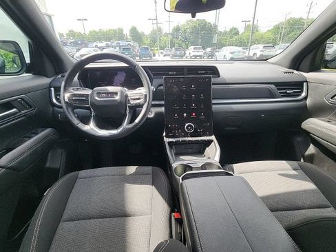 Used 2025 GMC Terrain Elevation AWD/4WD image 13