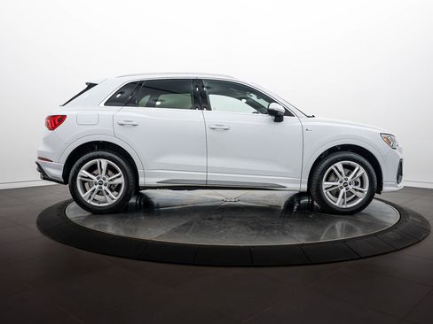 Certified 2023 Audi Q3 2.0T Premium Plus w/ Premium Plus Package AWD/4WD image 3
