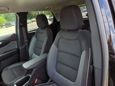 Used 2025 Chevrolet TrailBlazer LT FWD image 11