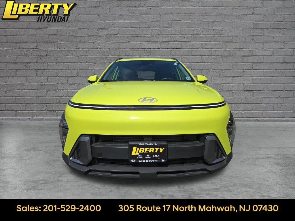Certified 2024 Hyundai Kona SEL AWD/4WD image 9