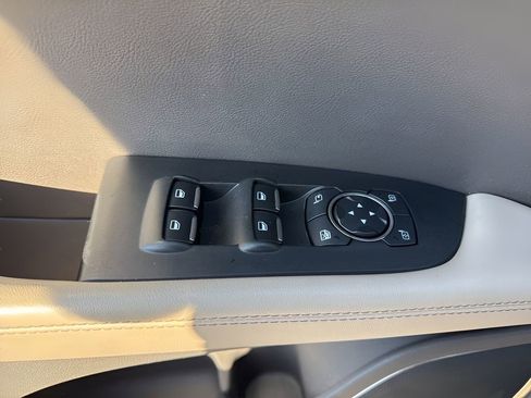 Used 2021 Lincoln Nautilus Reserve FWD image 29