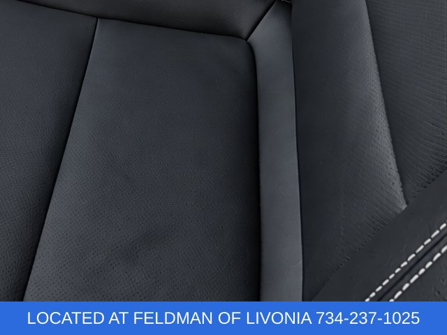 Certified 2024 GMC Terrain SLT w/ LPO, Floor Liner Package AWD/4WD image 26