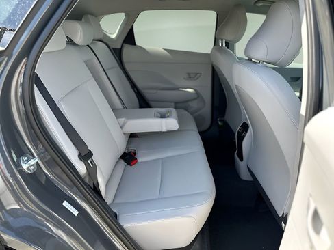 Used 2025 Hyundai Kona SEL image 24
