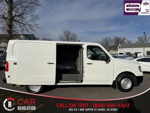 Used 2019 Nissan NV 1500 S image 10