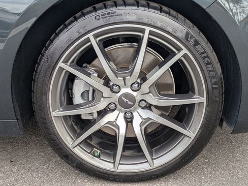 Used 2023 Genesis G70 3.3T RWD image 11