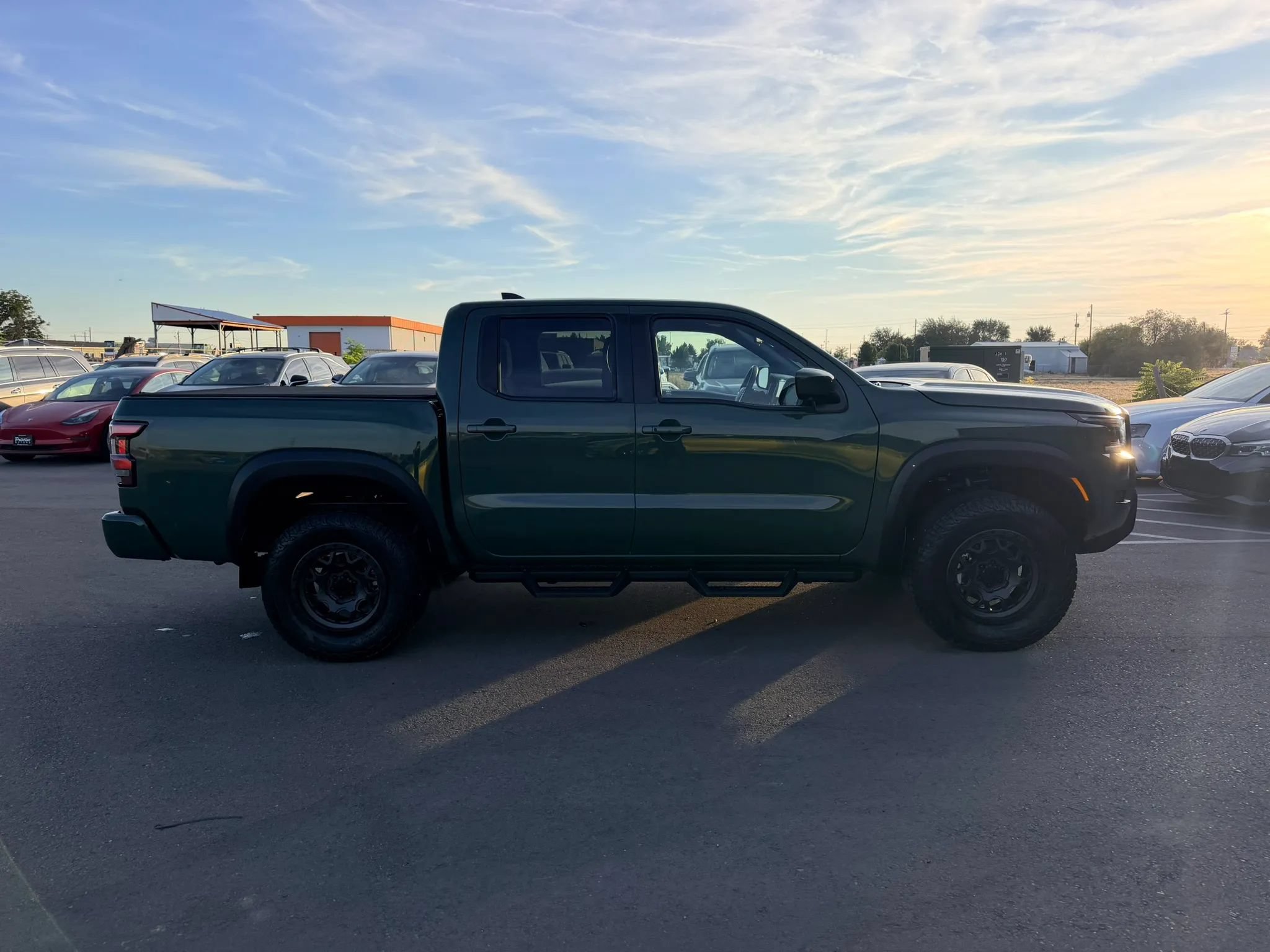 Used 2024 Nissan Frontier PRO-4X w/ Pro Convenience Package AWD/4WD image 7